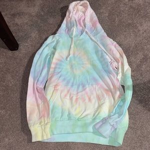Rue 21 size small tie dye sweatshirt